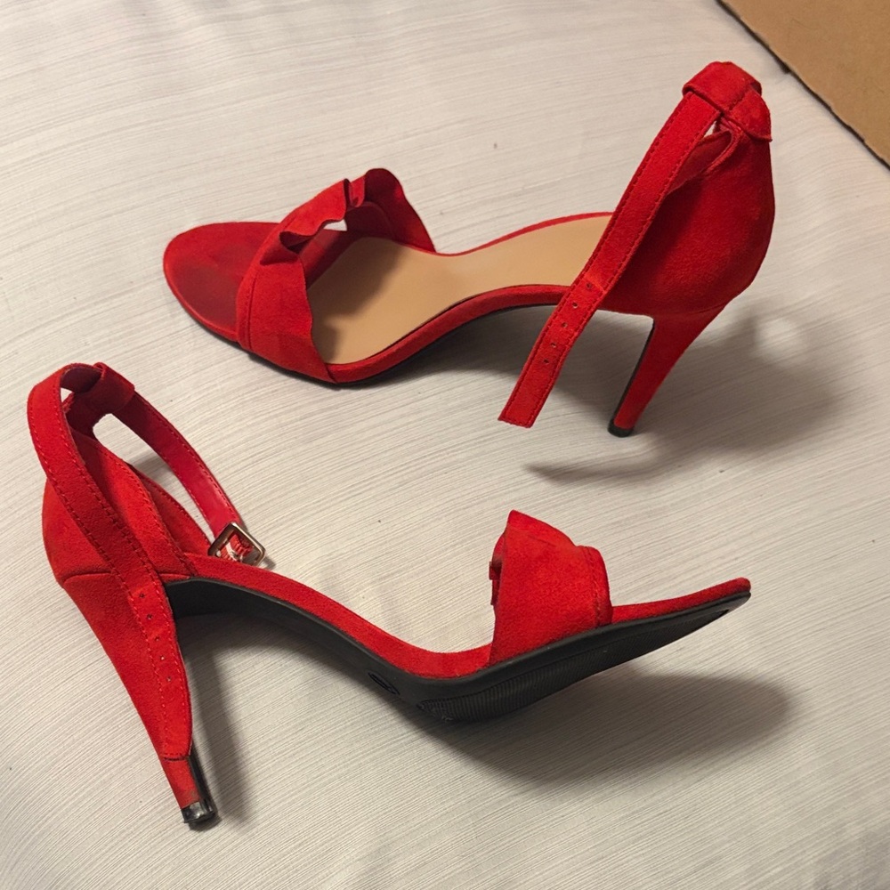 Elegant Red Suede Heels with Ruffle Accent